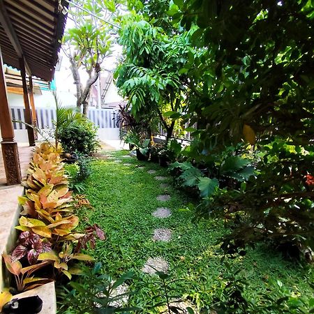 Niki Mawon Homestay Kejayan Exteriör bild