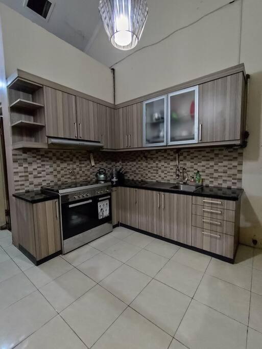 Niki Mawon Homestay Kejayan Exteriör bild